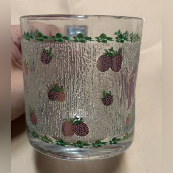 Knott's Berry Farm Coffee Tea Clear Mug with Boysenberry Design - Picture 1 of 10